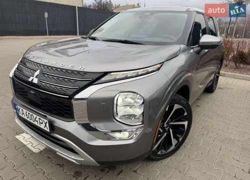 Mitsubishi Outlander 2021