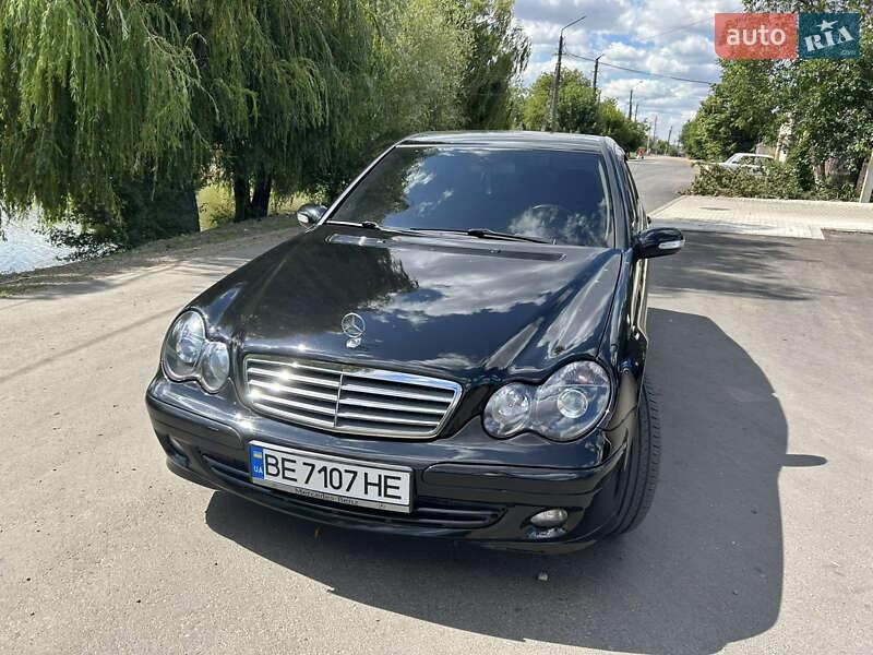 Mercedes-Benz C-Class 2007