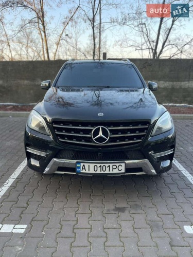 Mercedes-Benz M-Class 2014