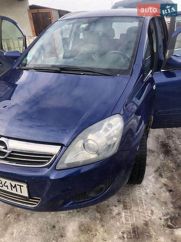 Opel Zafira 2008