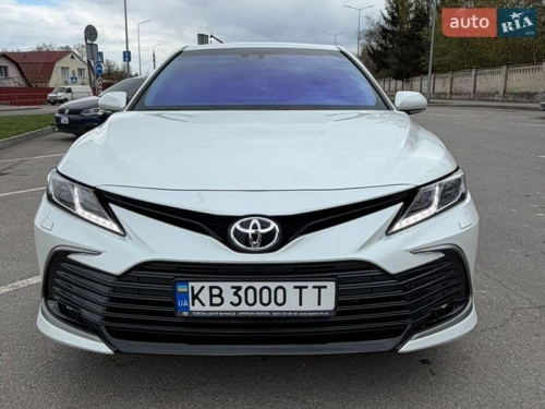 Toyota Camry 2024