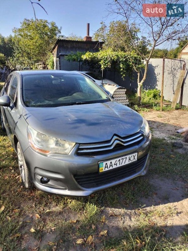 Citroen C4 2011