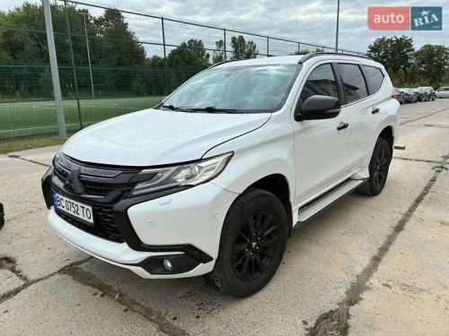 Mitsubishi Pajero Sport 2017