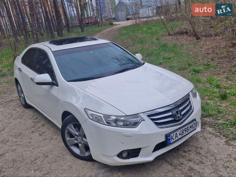 Honda Accord 2011