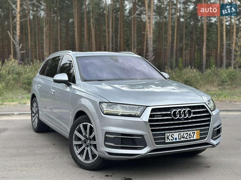 Audi Q7 2016
