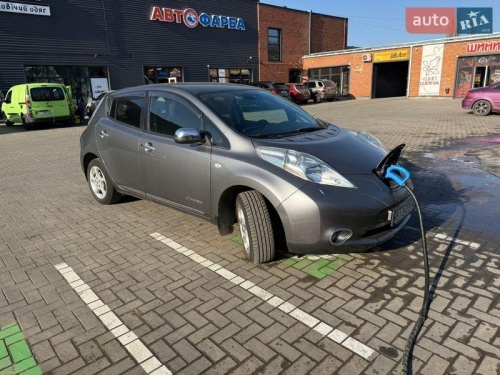 Nissan Leaf 2014