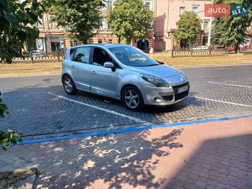 Renault Scenic 2011