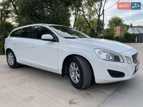 Volvo V60 2011