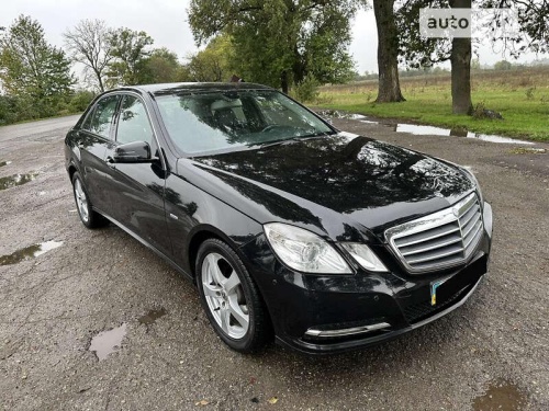 Mercedes-Benz E-Class 2011