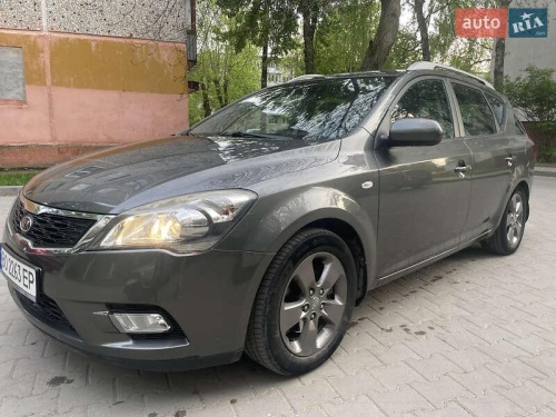 Kia Ceed 2011