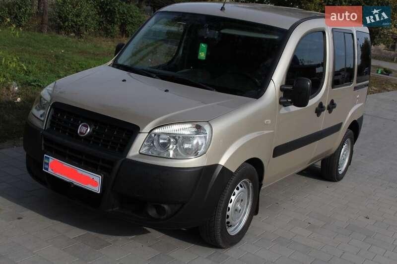 Fiat Doblo 2012