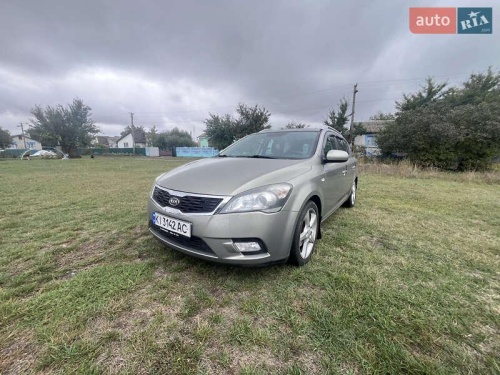 Kia Ceed 2011