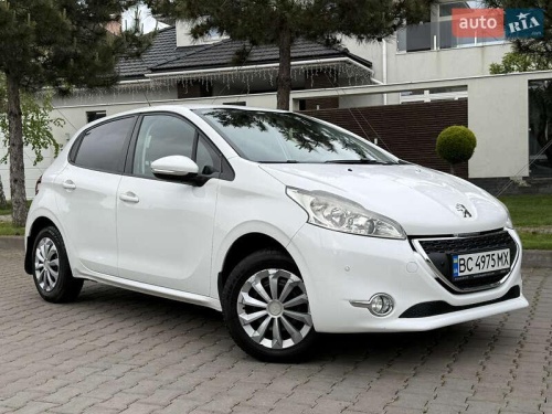 Peugeot 208 2013