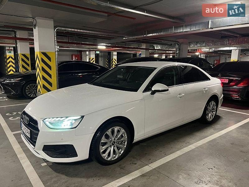 Audi A4 2021