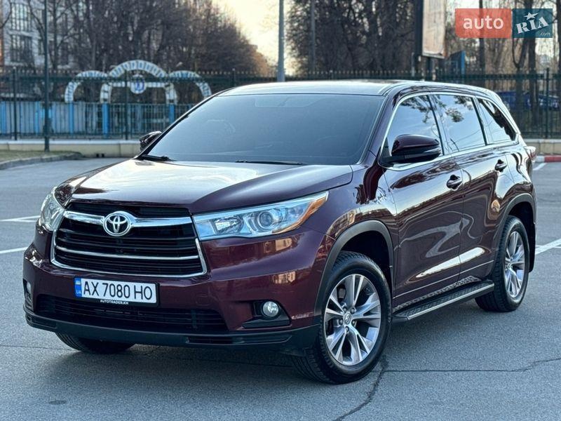 Toyota Highlander 2015
