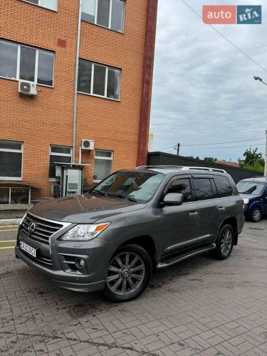 Lexus LX 2008