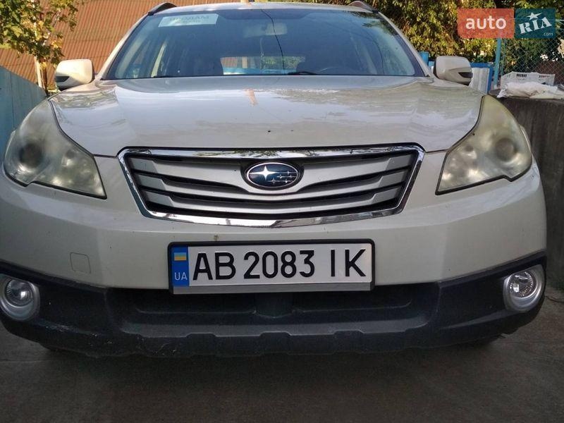 Subaru Outback 2011
