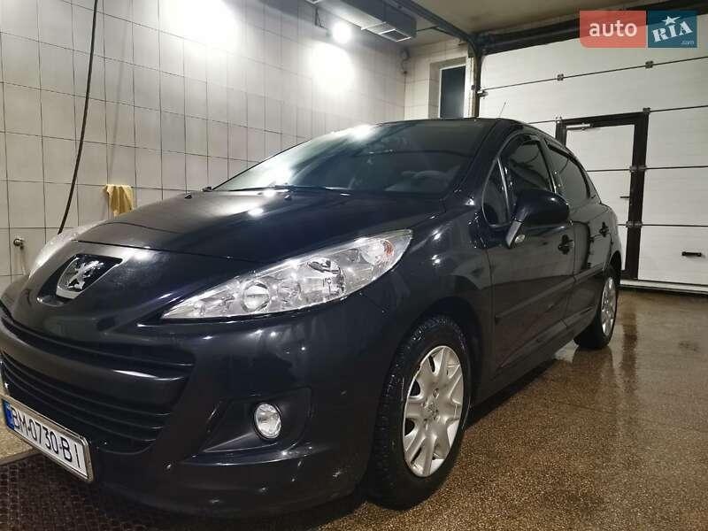 Peugeot 207 2010