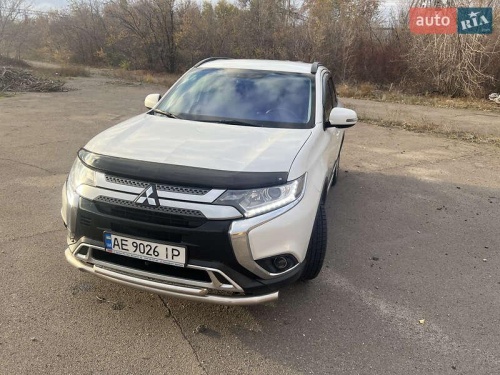 Mitsubishi Outlander 2018