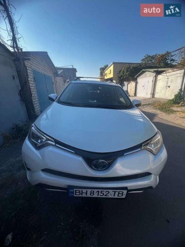 Toyota RAV4 2015