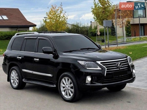 Lexus LX 2012