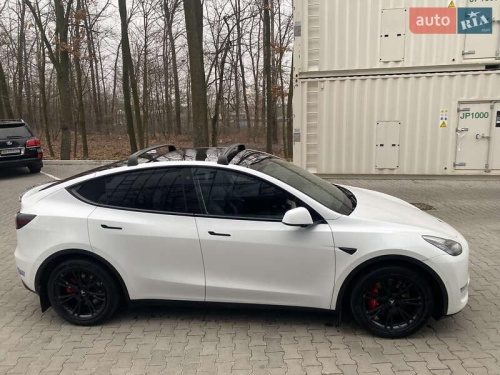 Tesla Model Y 2021