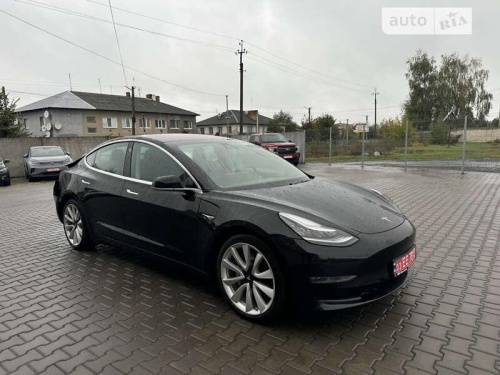 Tesla Model 3 2018