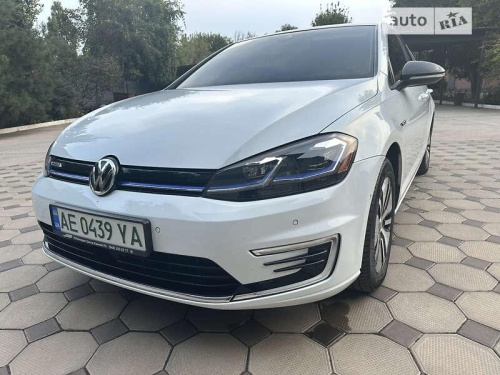 Volkswagen e-Golf 2019