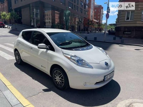 Nissan Leaf 2015