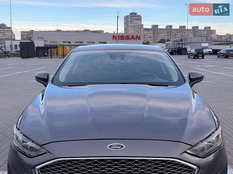 Ford Fusion 2019