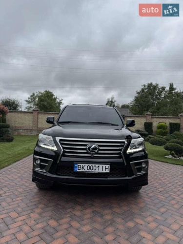 Lexus LX 2014