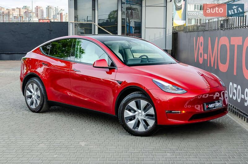 Tesla Model Y 2021