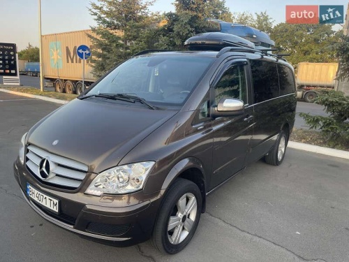 Mercedes-Benz Viano 2013