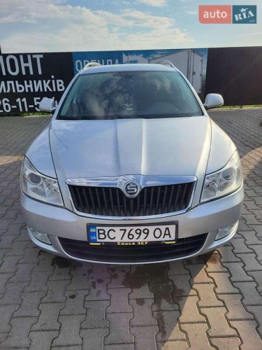 Skoda Octavia 2011