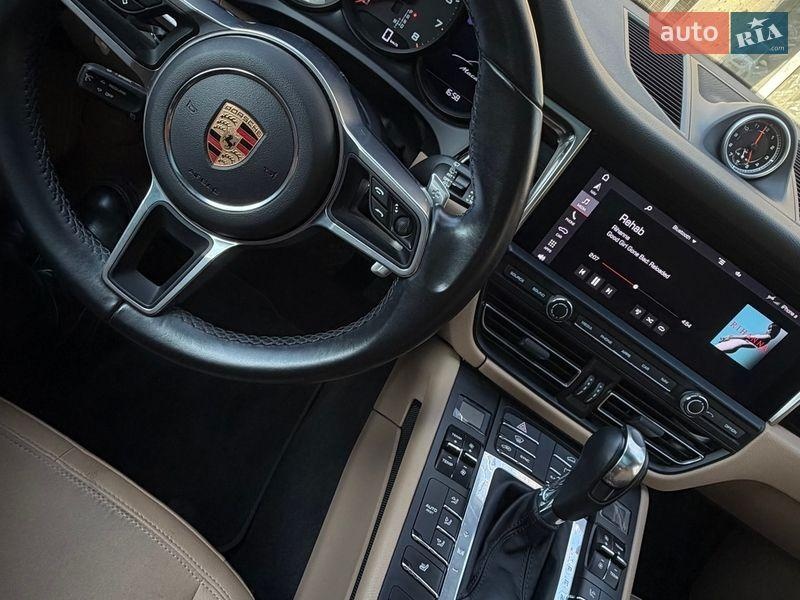 Porsche Macan 2019