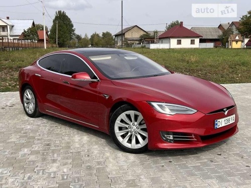 Tesla Model S 2017