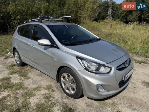 Hyundai Accent 2013
