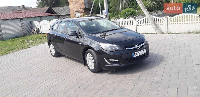 Opel Astra 2013