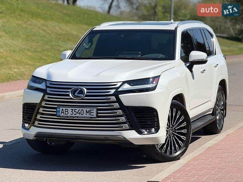 Lexus LX 2022
