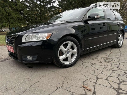 Volvo V50 2011