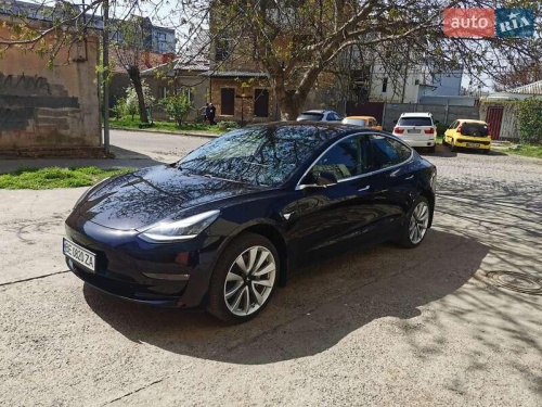Tesla Model 3 2018