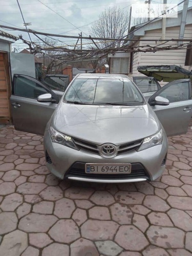 Toyota Auris 2013