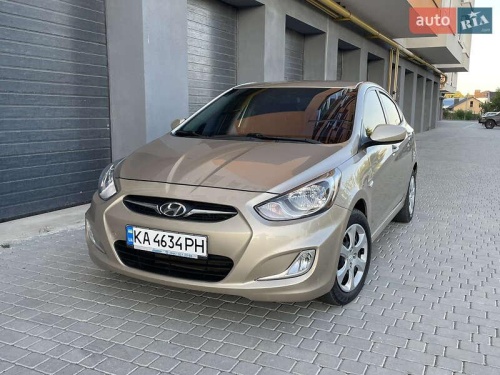 Hyundai Accent 2011