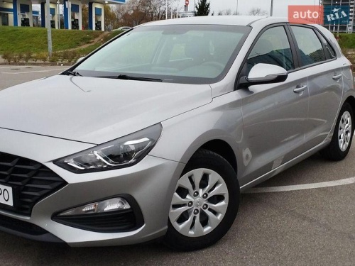 Hyundai i30 2021