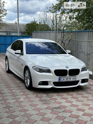 BMW 5 Series 2011