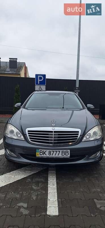 Mercedes-Benz S-Class 2007