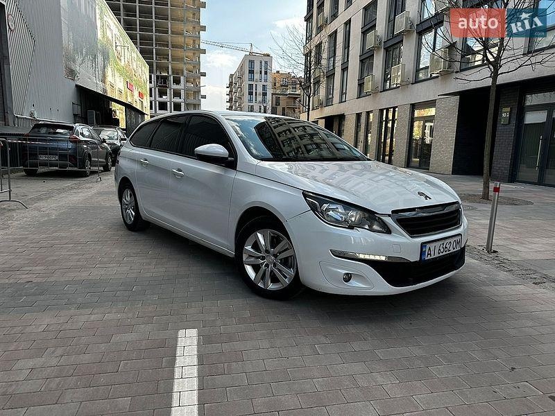 Peugeot 308 2016