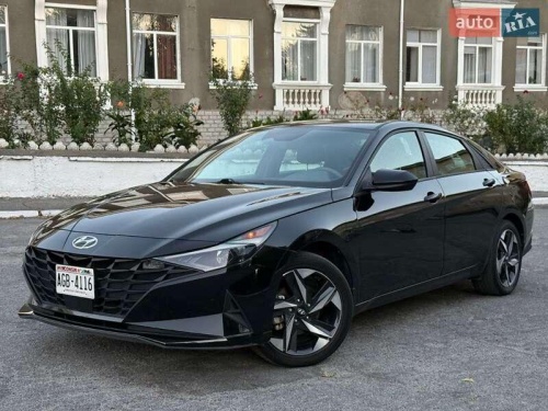 Hyundai Elantra 2023