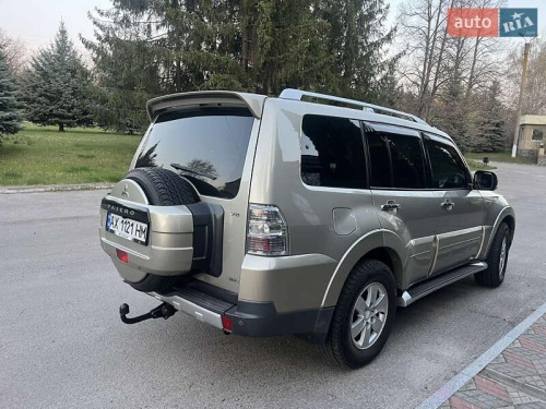 Mitsubishi Pajero 2008