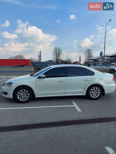 Volkswagen Passat 2011